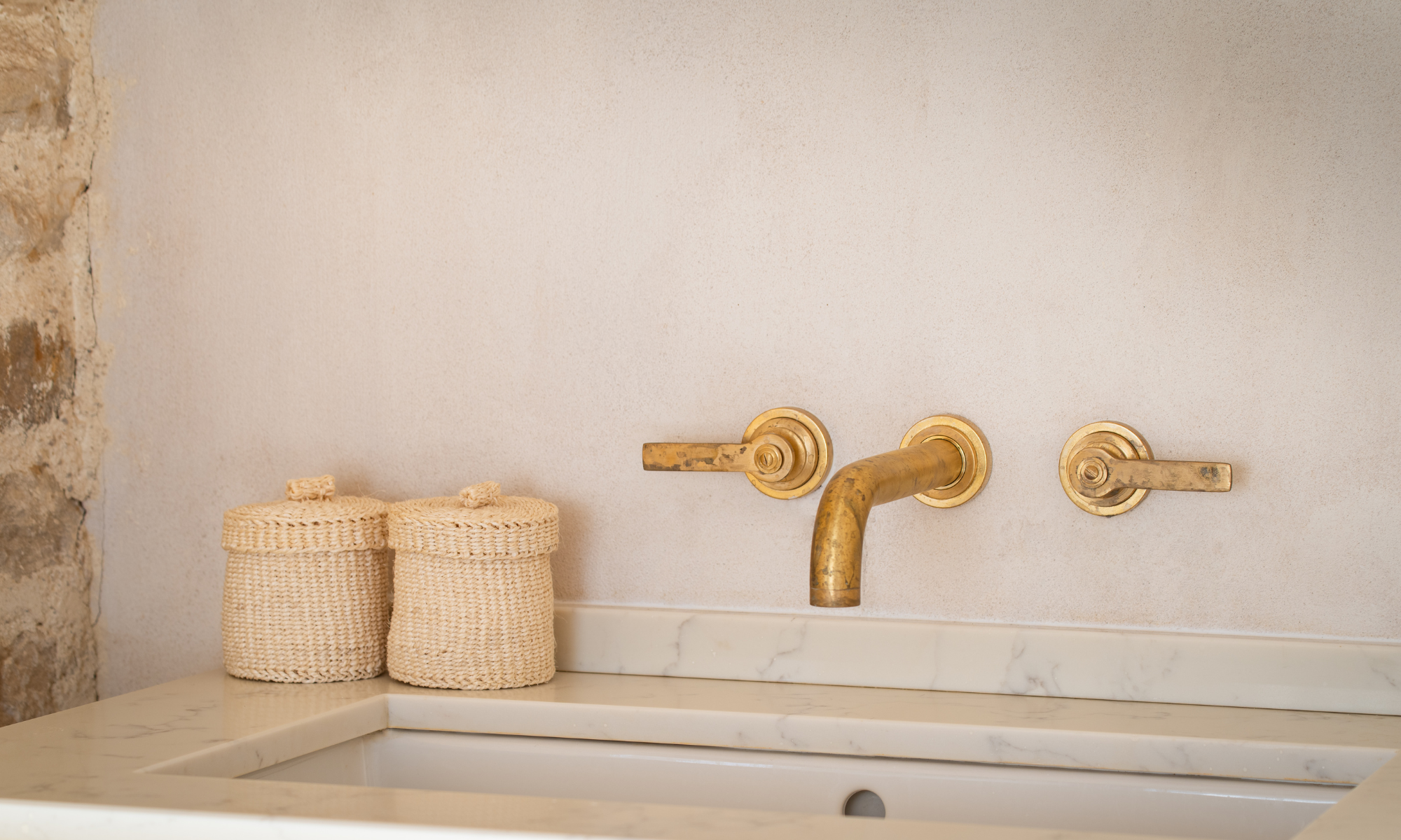 16th Century Cottage, Cotswolds image