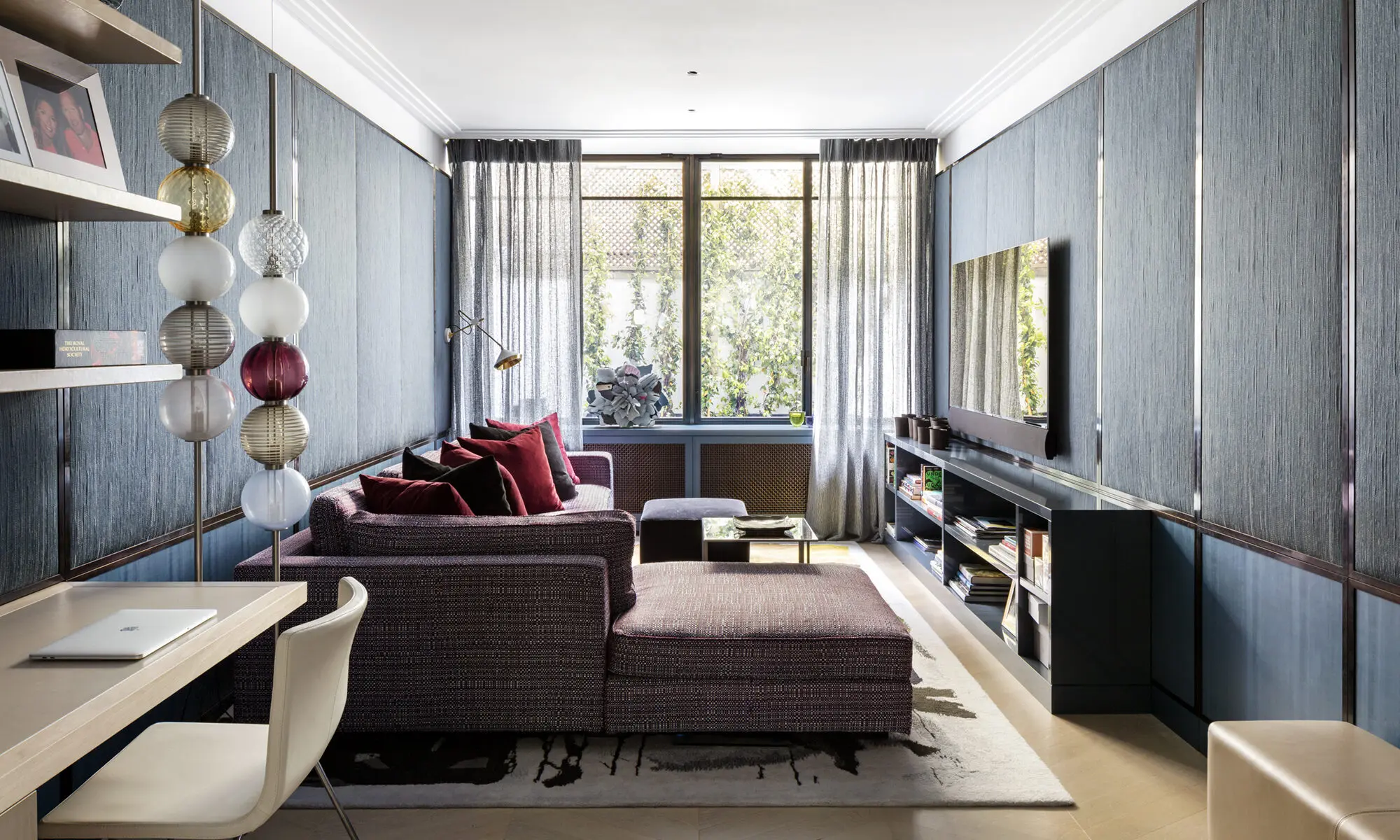 Carden Cunietti in St Johns Wood Villa project TV lounge