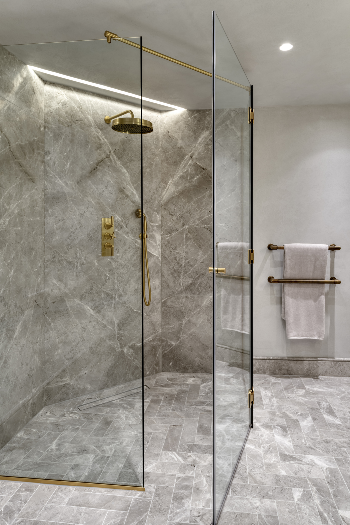 Rebecca James Studio Montpelier Street Master Shower
