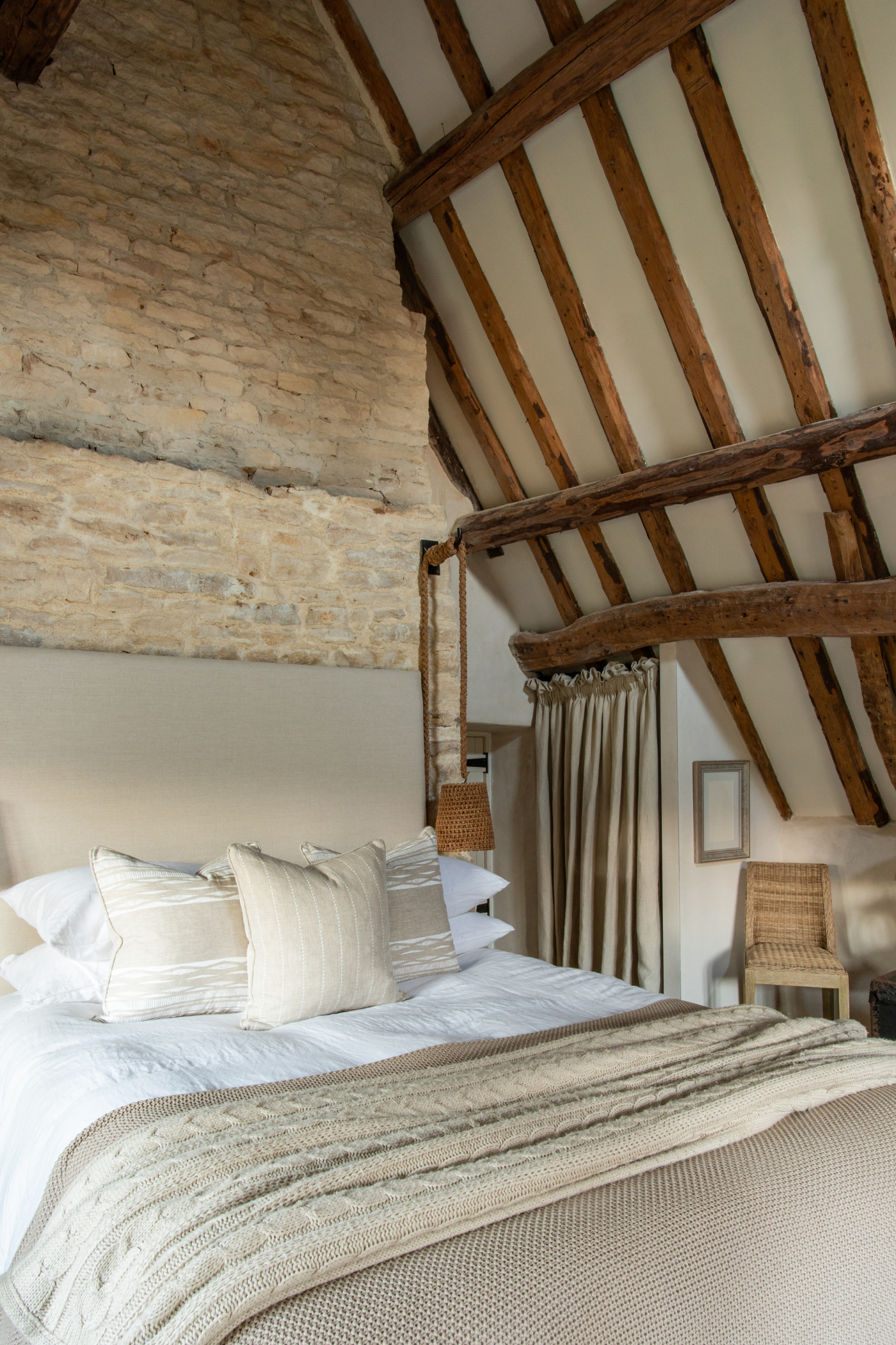 16th Century Cottage, Cotswolds image