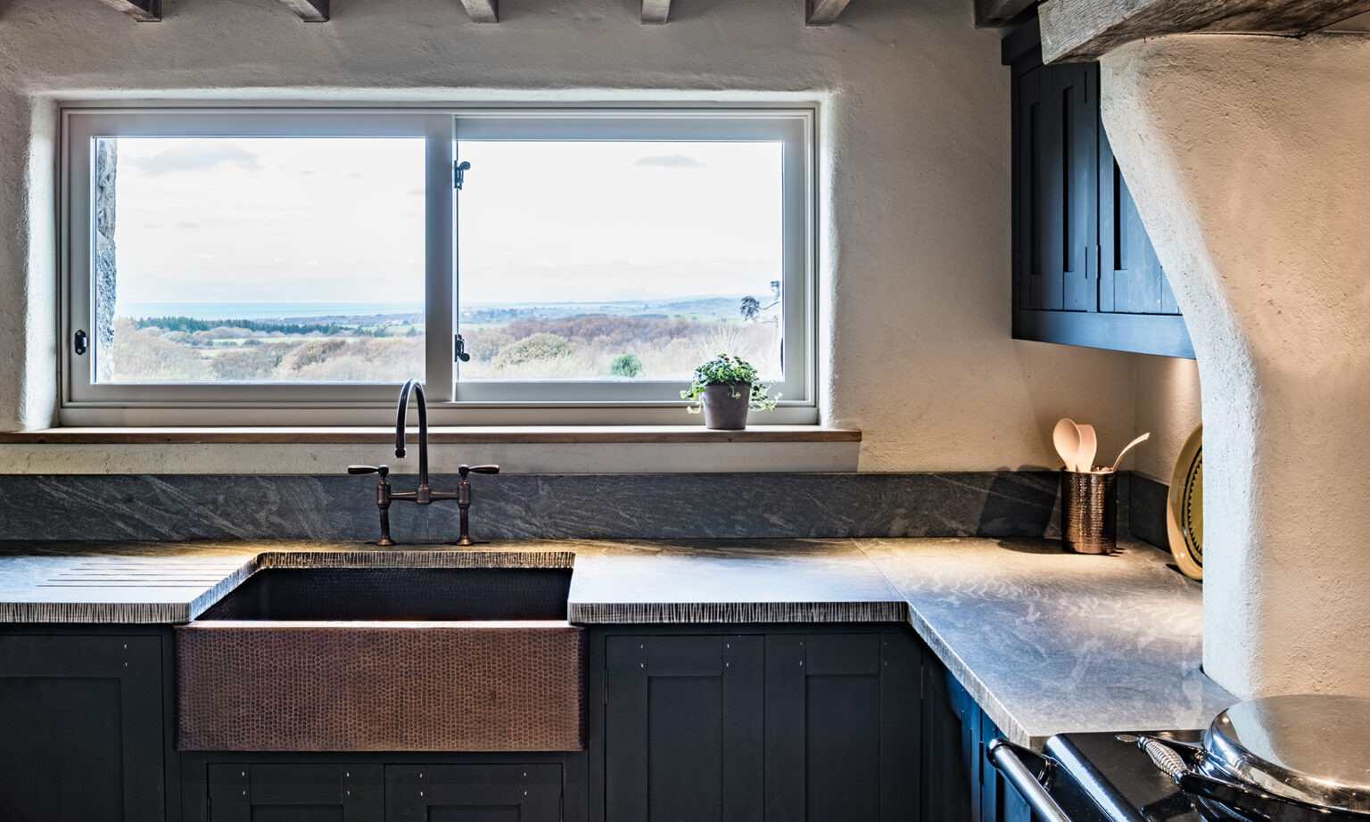 Fairfield kitchen tap within cottage