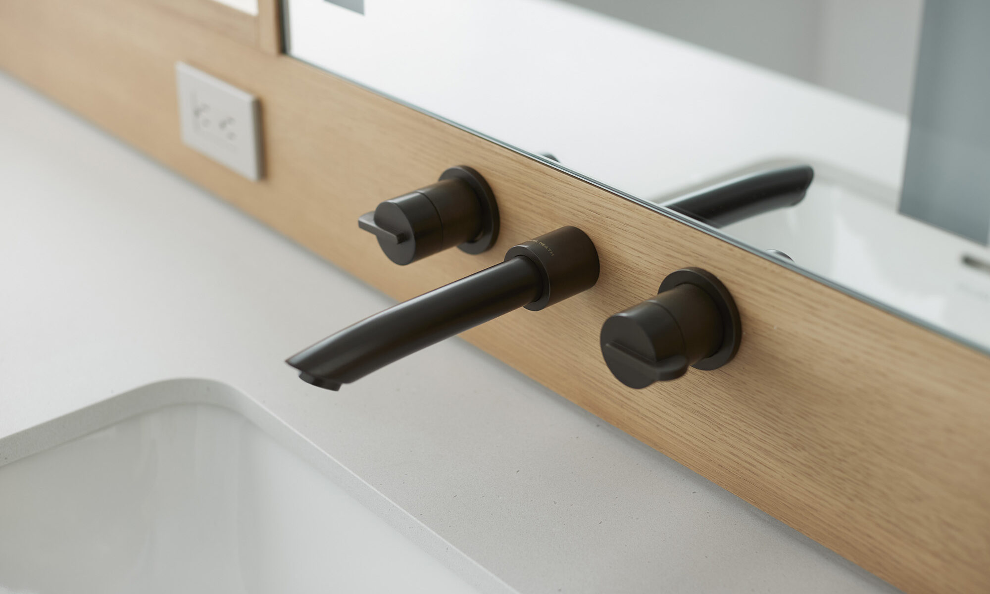 Xenon lavatory mixer by Samuel Heath