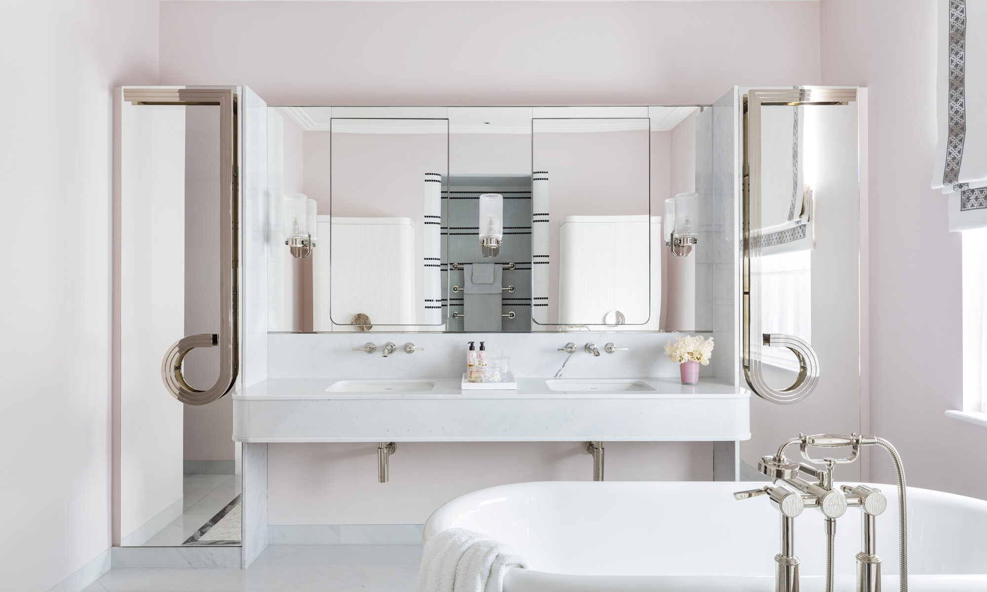 Carden Cunietti in St Johns Wood Villa project girls art deco bathroom vanity