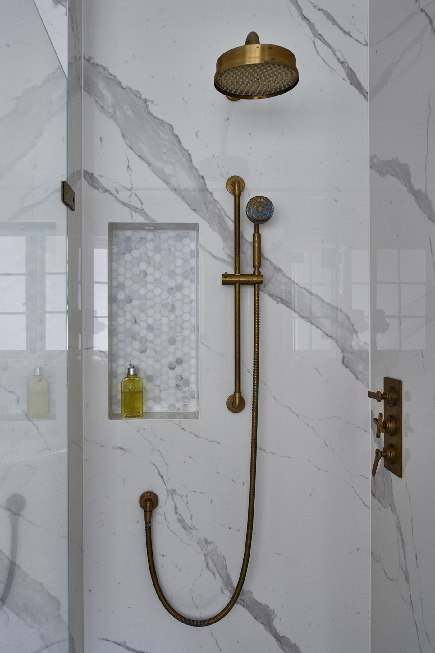 fox interior design samuel heath LMK shower in urban brass