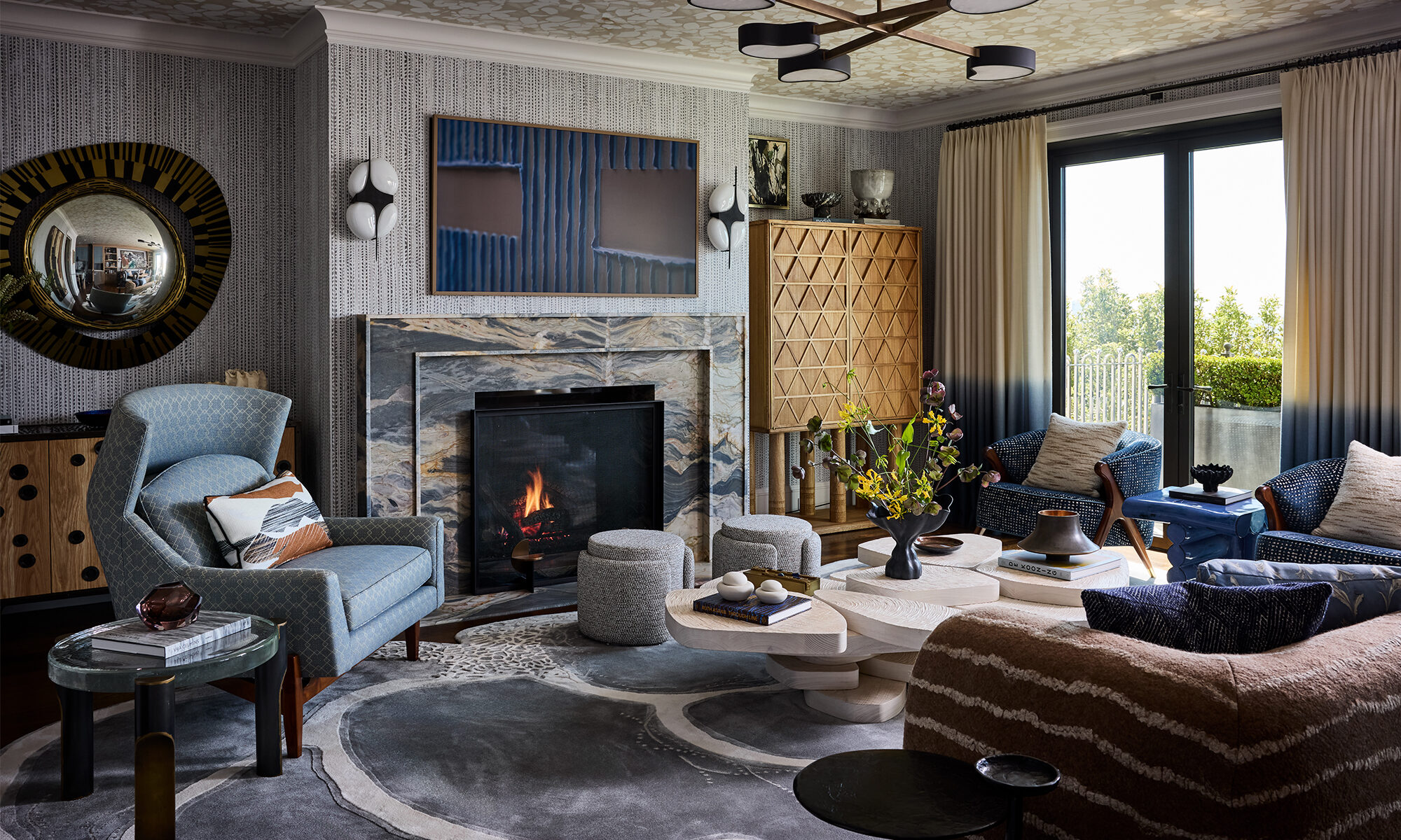 Kelly Hohla's fully furnished Marine Layers family room